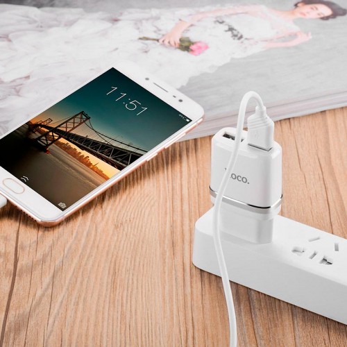 Адаптер мережевий Hoco Lightning cable C12 |2USB, 2.4А| white