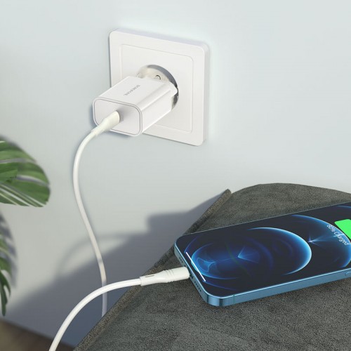 Адаптер мережевий BOROFONE Type-C to Lightning cable Easy Speed single port charger BA57A |Type-C, 20W/3A, PD/QC| white