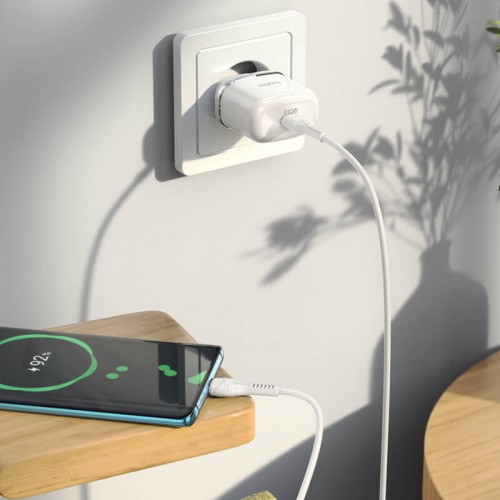 Адаптер мережевий HOCO Type-C to Type-C Cable Victorious single port charger set N24 |1Type-C, 20W/3A, PD/QC| black