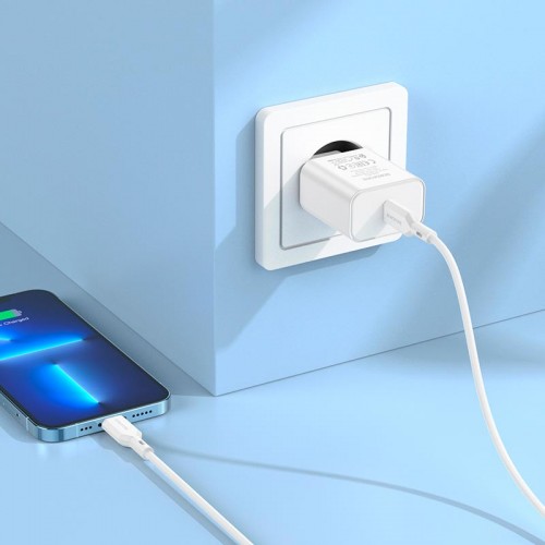 Адаптер мережевий BOROFONE Type-C to Lightning Cable Power single port charger set BA71A |1Type-C, 20W/3A, PD/QC| white