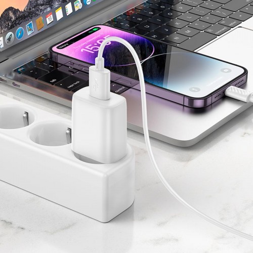 Адаптер мережевий Hoco Solid single Port charger C134A |1USB, 12W/2.4A| black