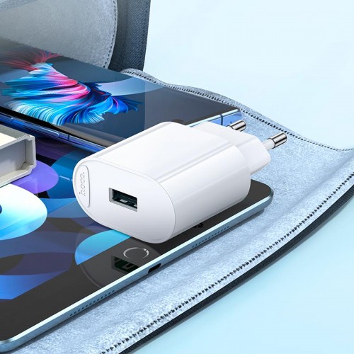 Адаптер мережевий HOCO Fighter single port charger C109A |1USB, 2.1A/10.5W| white