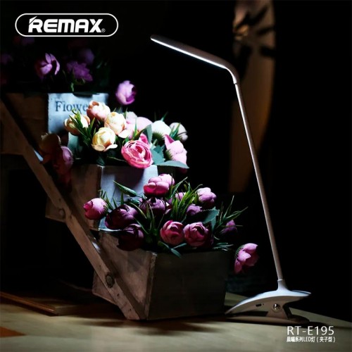 Лампа Remax LED Eye Protecting RT-E195 white