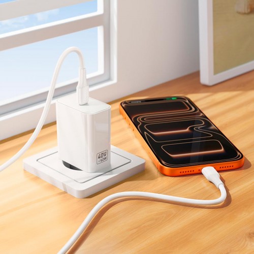Адаптер мережний HOCO Source single port PD charger C162A |1Type-C, 40W/3A, PD/QC| black