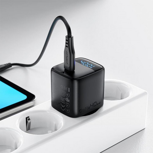 Сетевое зарядное устройство AceFast GaN A135 с цифровым дисплеем |1Type-C, 40Вт/3А, PD/QC| black