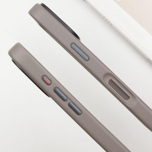 Чехол TPU+PC Metal Buttons с MagSafe для Apple iPhone 16 Pro (6,3") Серый