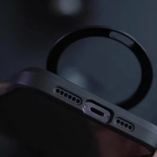 TPU+PC чехол Metal Buttons with MagSafe Carbon Ring для Apple iPhone 16 (6.1") Чёрный