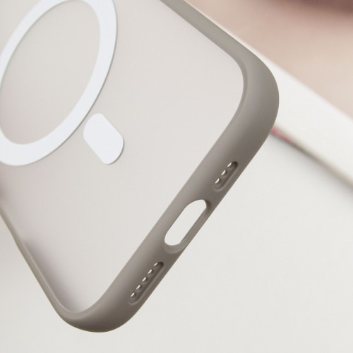 TPU+PC чехол Blueo Skin Friendly Frosted с MagSafe для Apple iPhone 16 (6.1") Серый