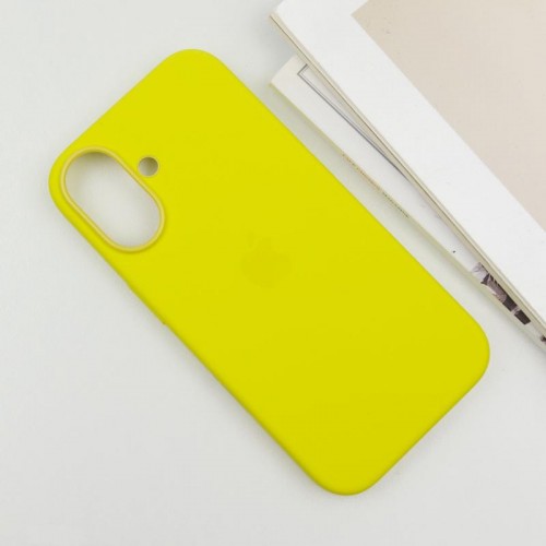 Чехол Silicone case (AAA) с Magsafe и анимацией (button) для Apple iPhone 16 (6.1") Star Fruit