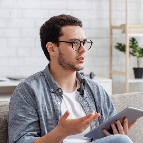 Беспроводная микрофонная система HOCO L20 Fair (Lightning) Black