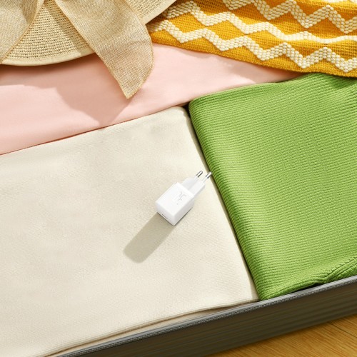 Сетевое зарядное устройство с кабелем Baseus GaN5 Fast Charger (mini) 1C 30W EU Moon White (в комплекте: кабель Type-C для быстрой зарядки и передачи данных)