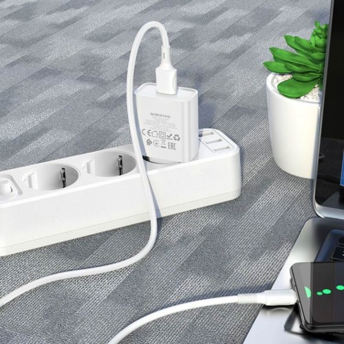 Мережевий зарядний пристрій з кабелем BOROFONE BA74A Aspirer single port charger set(Micro) White