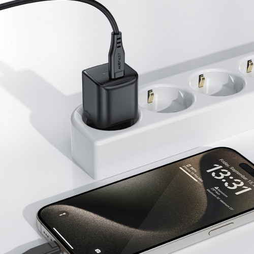 Сетевое зарядное устройство ACEFAST A73 mini PD20W GaN USB-C charger Black
