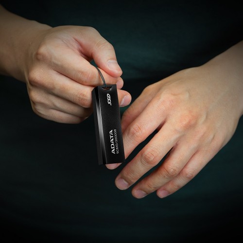 Портативный SSD ADATA SC610 2TB USB 3.2 550/500Mb/s Черный