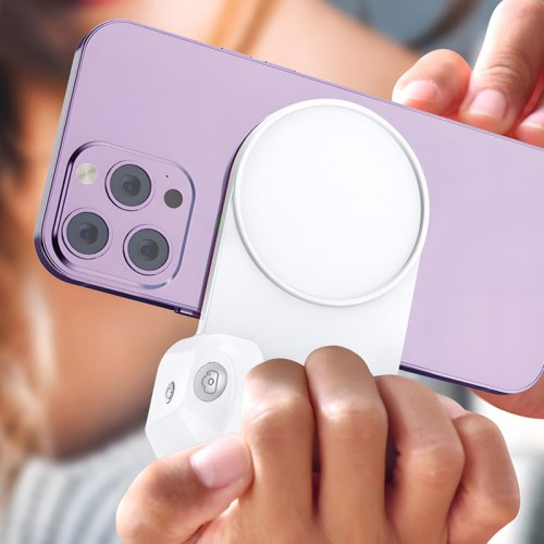 Power Bank WIWU Wi-W016+Selfie Stick с БЗУ 4500 mAh White