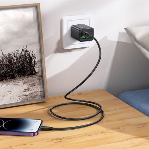 Сетевое зарядное устройство Hoco N56 Fundador PD30W four-port (2C2A) + Type-C to Lightning (Black)