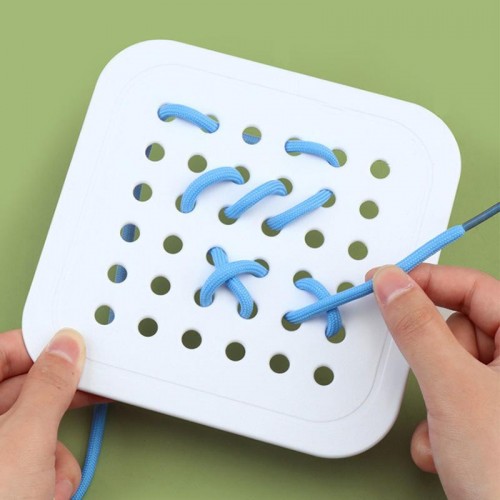 Настільна інтерактивна гра Ummi 22050 Competition Sew Fast White